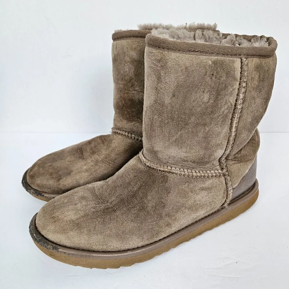 UGG Kids' Classic II Shine Shearling Pull On Boot Tan 5